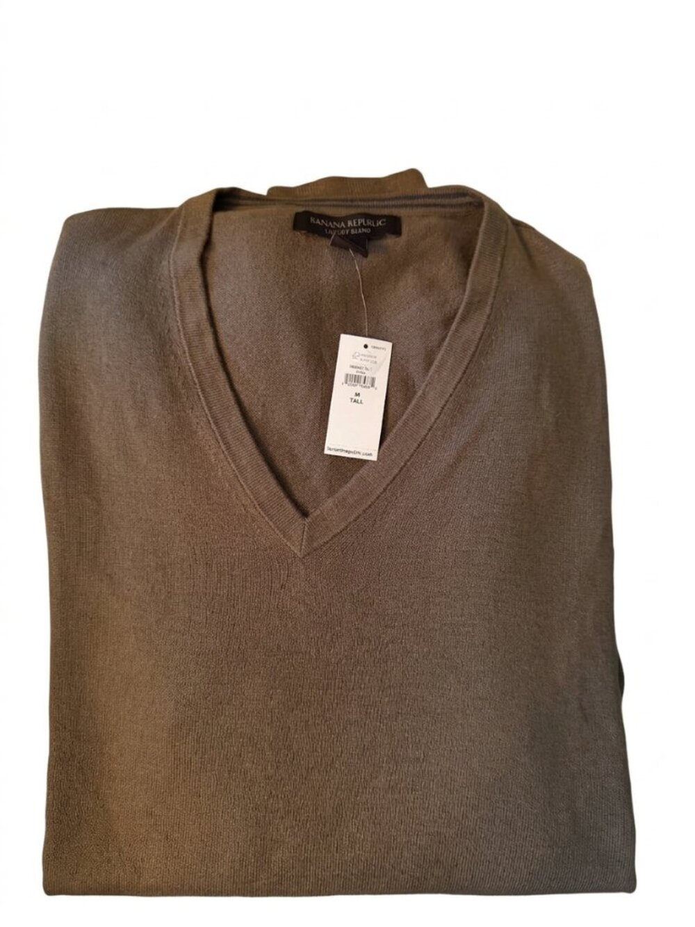 NWT Banana Republic Men's V-Neck Sweater – Taupe Brown